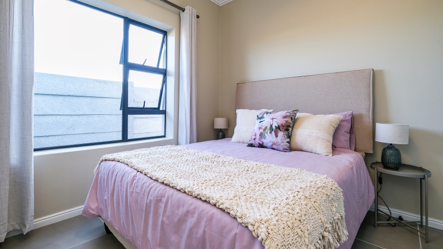 3 Bedroom Property for Sale in Pacaltsdorp Western Cape